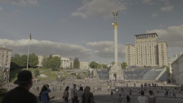 Onafhankelijkheidsplein. Maidan. Kiev. Oekraïne — Stockvideo