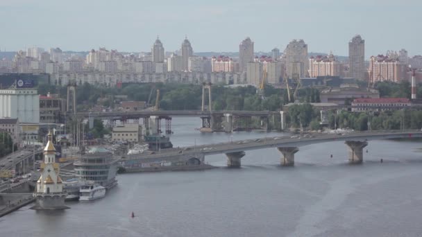 De rivier de Dnipro. Kiev. Oekraïne — Stockvideo
