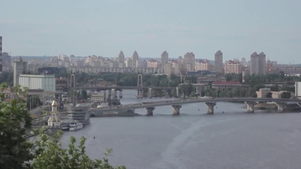 De rivier de Dnipro. Kiev. Oekraïne — Stockvideo
