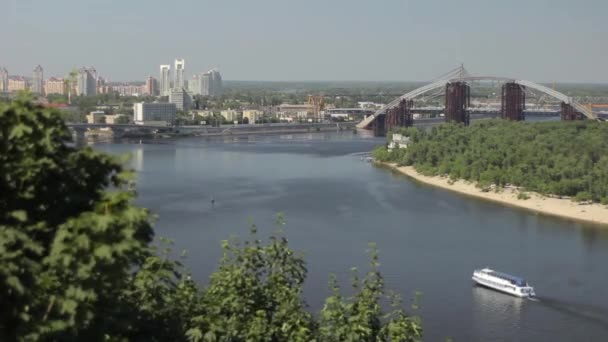 Rivière Dnipro. Kiev. Ukraine — Video