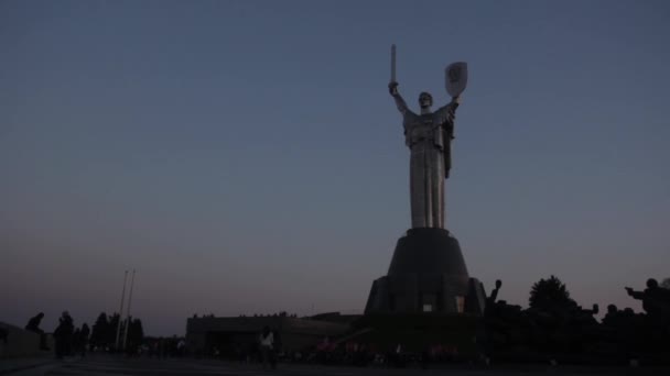 Monumento a la Patria. Kiev. Ucrania — Vídeos de Stock