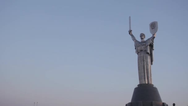 Monument Moederland. Kiev. Oekraïne — Stockvideo