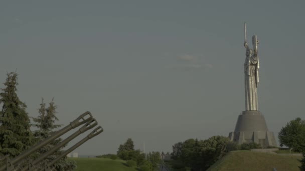 Monumento a la Patria. Kiev. Ucrania — Vídeos de Stock