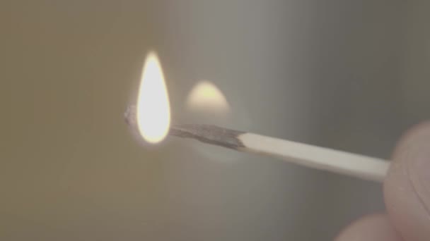 allumette brûlante. Gros plan. Macro .