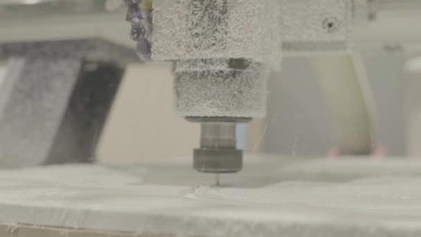 Le travail de la fraiseuse. Gros plan. Technologie .