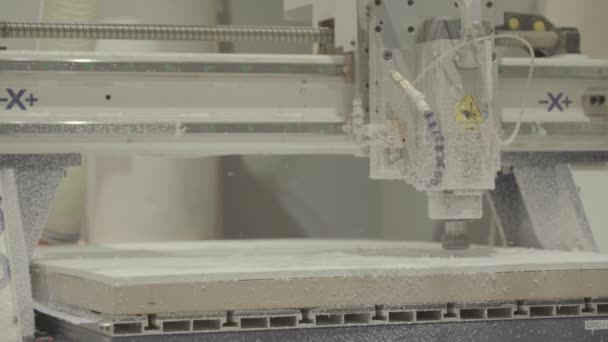 Het werk van de freesmachine. Een close-up. Technologie. — Stockvideo