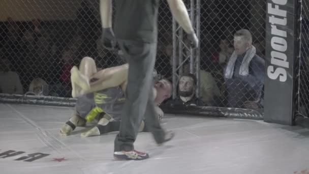 Walcz w Mma ośmiokącie. Kijów. Ukraina — Wideo stockowe