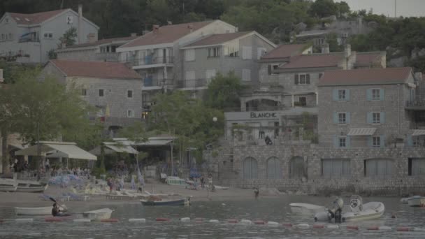 Das Wahrzeichen von milocer. Montenegro. der Balkan. — Stockvideo