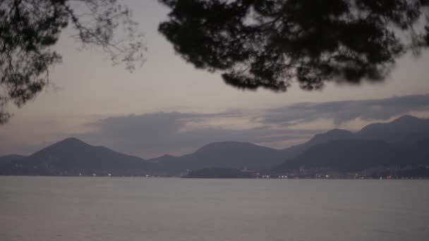 Montañas y el mar. Paisaje costero. Montenegro — Vídeos de Stock