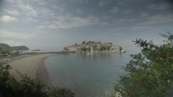 Sveti Stefan is a tourist town by the sea. Montenegro — 비디오