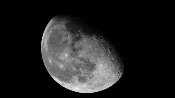 Ay 'a yakın çekim. Gezegen uydusu. — Stok video