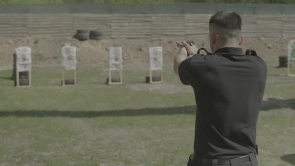 Training of police officer oficers . Slow motion. Kyiv. Ukraine. — 비디오