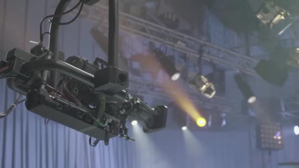 Camera in tv studio during tv recording — Stock Video