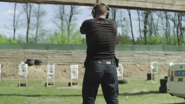 Training of police officer. Slow motion. Kyiv. Ukraine. — 비디오