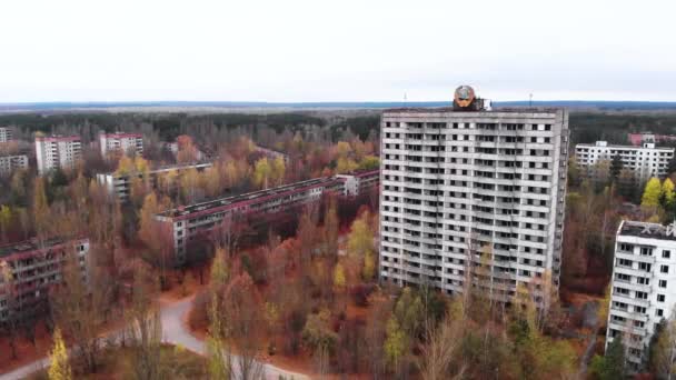 Зона отчуждения Чернобыля. Припять. Воздушный . — стоковое видео