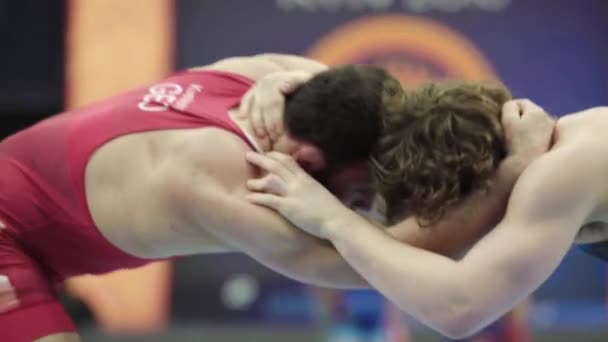 Lutadores durante a competição de wrestling. Kiev. Ucrânia — Vídeo de Stock