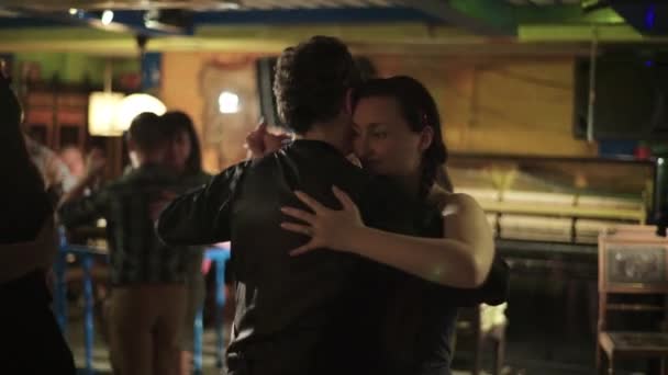 Penari menari tango. Kyiv. Ukraina — Stok Video