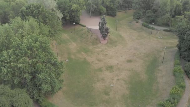 Babi Yar. Aerial - Il luogo dell'omicidio di massa degli ebrei durante la seconda guerra mondiale. Olocausto. Kiev, Ucraina . — Video Stock