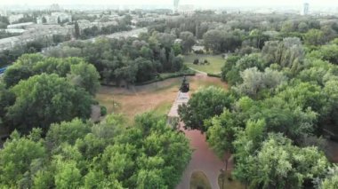 Babi Yar. Hava - İkinci Dünya Savaşı sırasında Yahudilerin toplu katliam yaptıkları yer. Soykırım. Kyiv, Ukrayna.