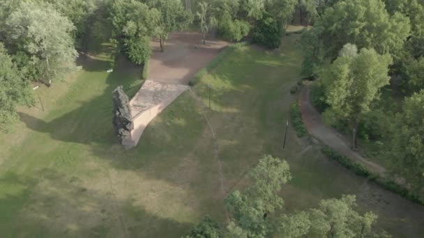 Babi Yar. Aerial - Il luogo dell'omicidio di massa degli ebrei durante la seconda guerra mondiale. Olocausto. Kiev, Ucraina . — Video Stock