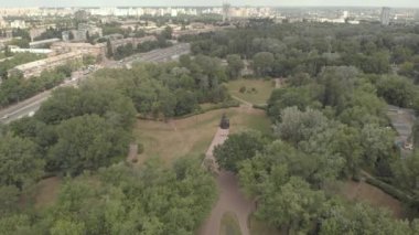 Babi Yar. Hava - İkinci Dünya Savaşı sırasında Yahudilerin toplu katliam yaptıkları yer. Soykırım. Kyiv, Ukrayna.