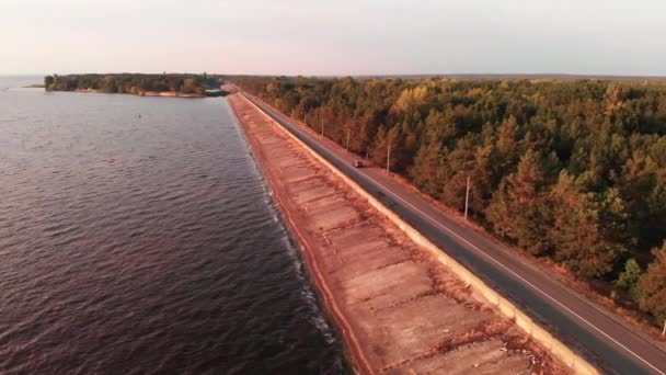 Pantai dari waduk Kyiv. Udara. Ukraina. Sungai Dnipro — Stok Video