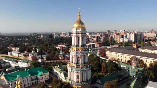 Vista aérea de Kiev Pechersk Lavra en Kiev, Ucrania — Vídeo de stock