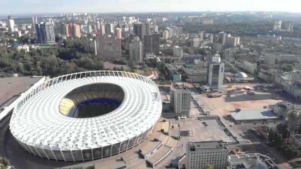 Olimpiyskiy stadion i Kiev, Ukraina. Flygplan — Stockvideo