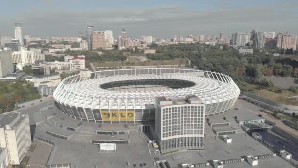 ウクライナのキエフにあるOlimpiyskiyスタジアム。空中 — ストック動画