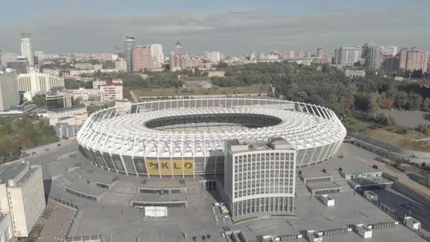 Olympiastadion in Kiew, Ukraine. Luftfahrt — Stockvideo