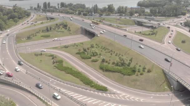 Échange de véhicules automobiles à Kiev. Ukraine. Aérien 