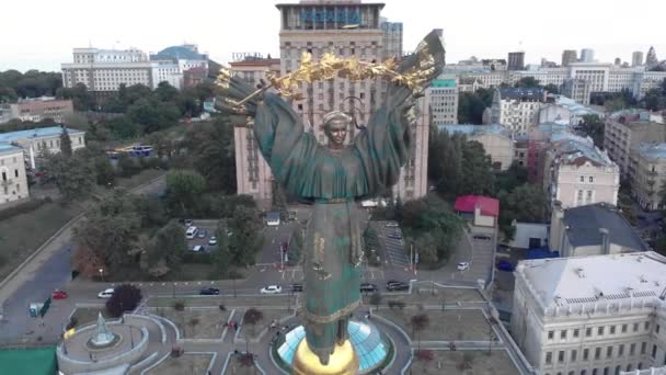 Piazza dell'Indipendenza a Kiev, Ucraina. Maidan. Vista aerea — Video Stock