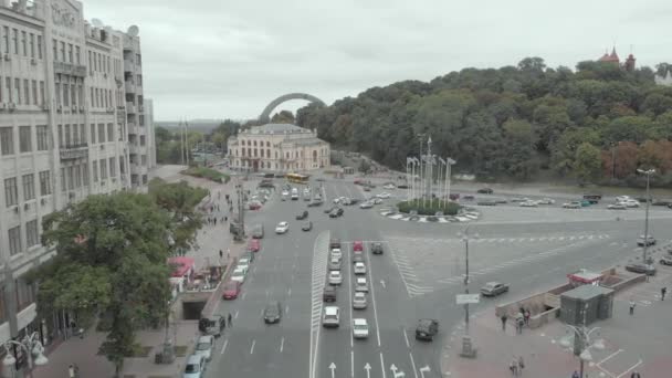 Calle Khreschatyk en Kiev, Ucrania. Vista aérea — Vídeos de Stock