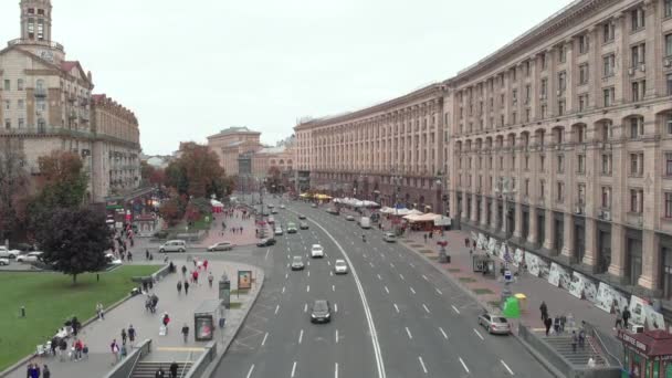 Khreschatyk straat in Kiev, Oekraïne. Luchtzicht — Stockvideo