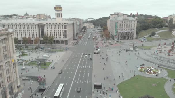 Khreschatyk gatan i Kiev, Ukraina. Flygbild — Stockvideo