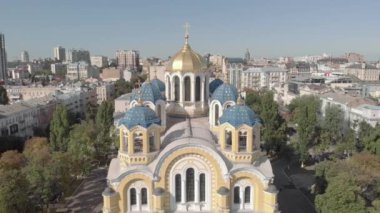 Kyiv 'deki St. Volodymyr Katedrali. Ukrayna. Hava görünümü