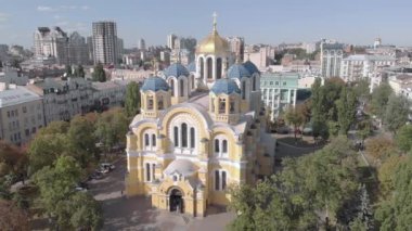 Kyiv 'deki St. Volodymyr Katedrali. Ukrayna. Hava görünümü