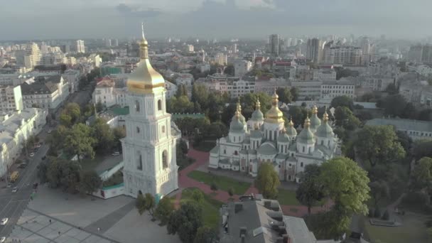 Katedra św. Zofii w Kijowie, Ukraina. Widok z lotu ptaka — Wideo stockowe