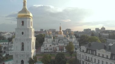 Ukrayna, Kyiv 'deki Aziz Sophias Katedrali. Hava görünümü