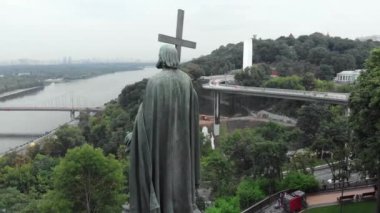 Büyük Volodymyr Anıtı. Kyiv. Ukrayna. Hava görünümü