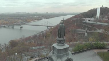 Büyük Volodymyr Anıtı. Kyiv. Ukrayna. Hava görünümü