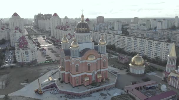 Kyjev, Ukrajina. Obolonská čtvrť. Letecký pohled — Stock video