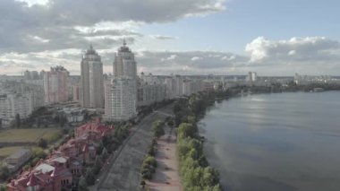 Kyiv, Ukrayna. Obolon bölgesi. Hava görünümü