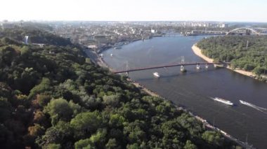 Dnipro Nehri. Kyiv. Ukrayna. Hava görünümü