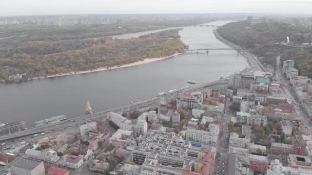 드네프르강. 키프. 우크라이나. 공중에서 본 광경 — 비디오