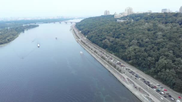 Dnipro Nehri. Kyiv. Ukrayna. Hava görünümü — Stok video