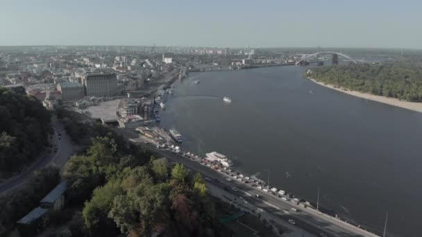 Dnipro Nehri. Kyiv. Ukrayna. Hava görünümü — Stok video