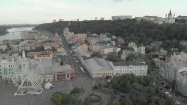 Kyiv, Ukrayna. Podil Bölgesi. Hava görünümü