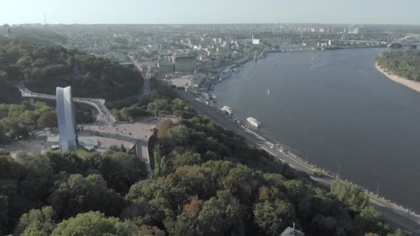 Kyiv, Ukrayna. Podil Bölgesi. Hava görünümü — Stok video