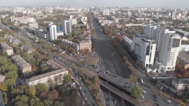 Kijów, Ukraina. Widok na miasto. Krajobraz lotniczy — Wideo stockowe